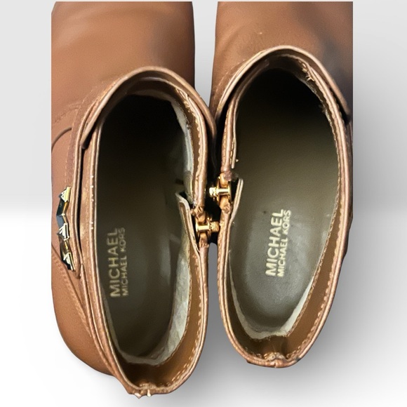 Michael Kors Jilly Luggage Trim Ankle Boots Size 8 EUC - Picture 5 of 9